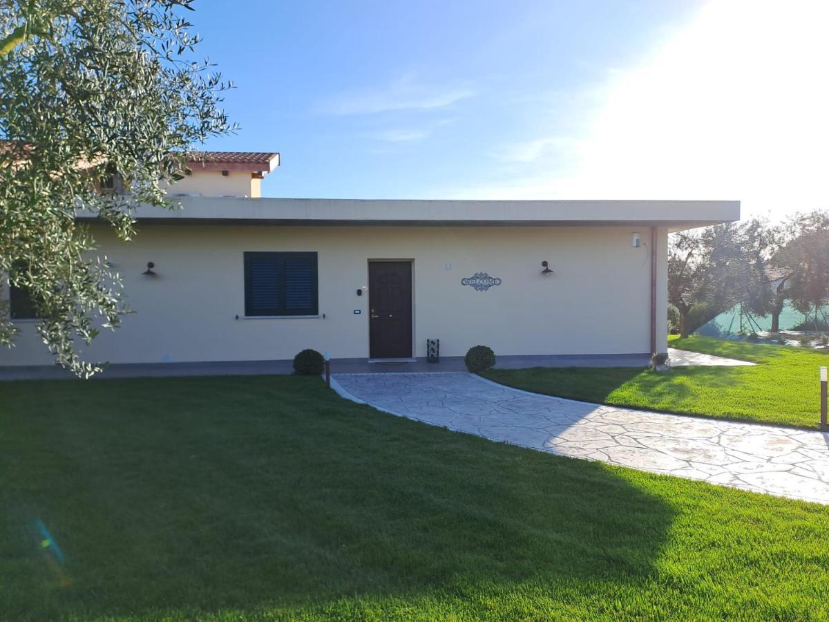 La Campagna Di Peppe E Tullia Bed and Breakfast Formia Exteriör bild