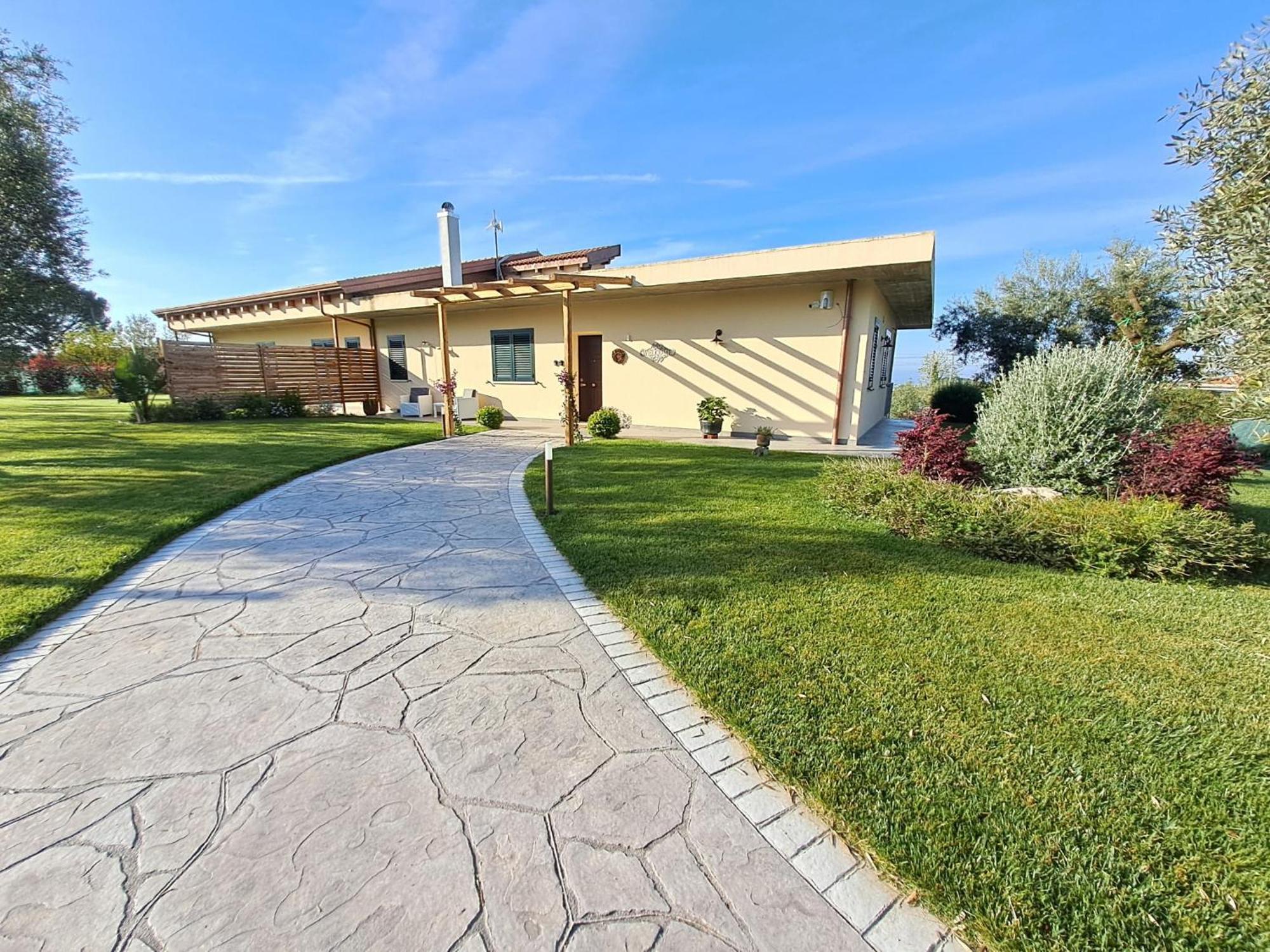 La Campagna Di Peppe E Tullia Bed and Breakfast Formia Exteriör bild